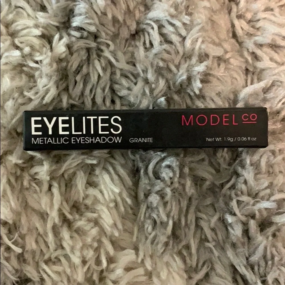 NIB Eyelites Metallic Eyeshadow